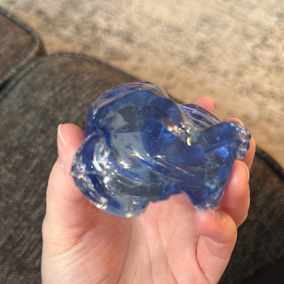 Blue Glass Cat Figurine - Picture 2 of 9